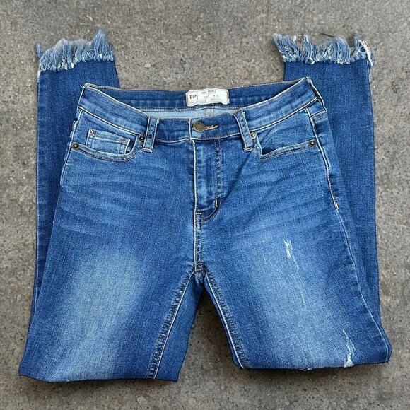 Free People Distressed Raw Hem Skinny Jeans Sz 25 Stretch 25" Inseam Midrise - Picture 2 of 7